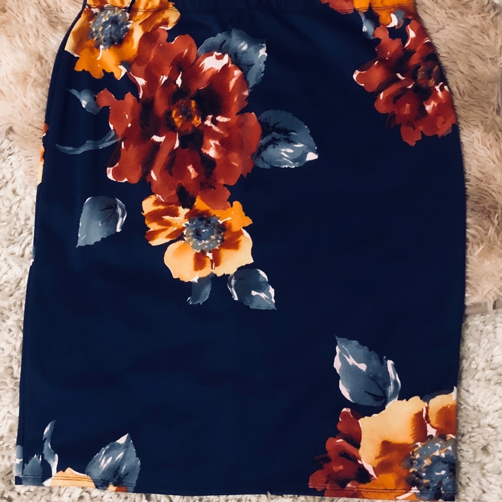Beautiful Floral Pencil Skirt